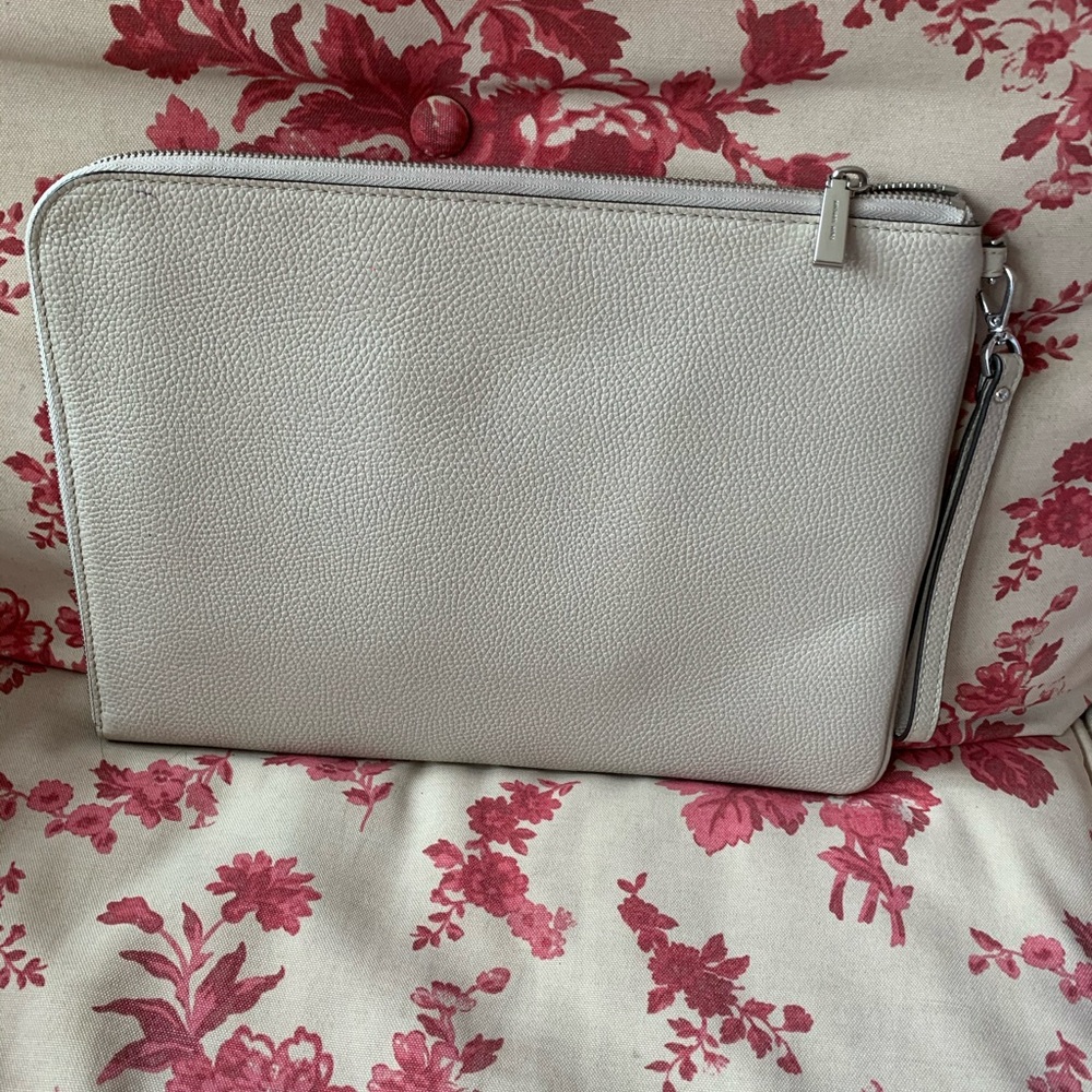 Michael Kors Wrist Wallet/ tablet case - Picture 2 of 5